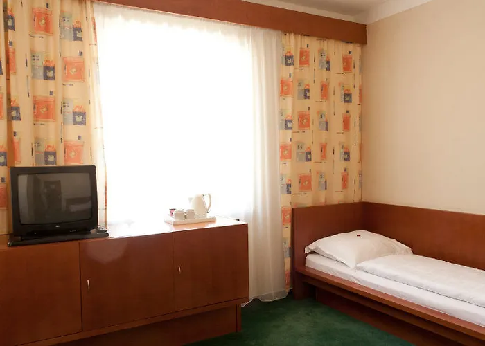 Popelka Hotel 4*