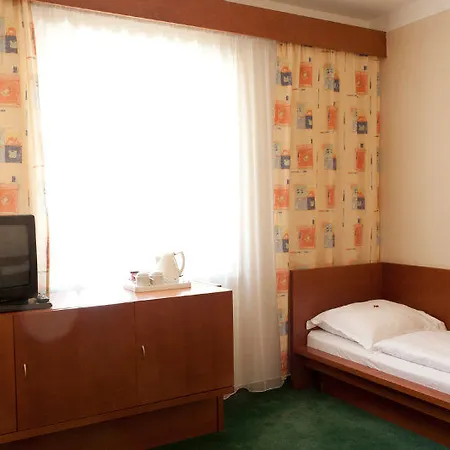 Popelka Hotel 4*