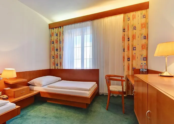 Hotel Popelka 4*
