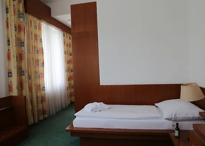 Hotel Popelka 4*