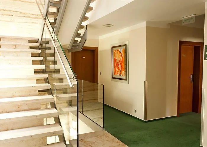 Popelka Otel 4*